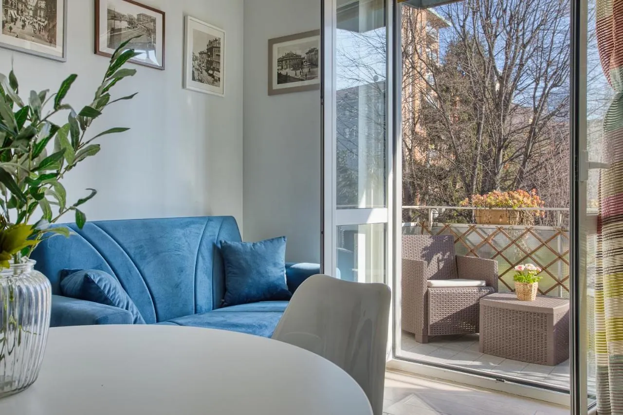米兰Joivy Delightful Flat With Balcony公寓